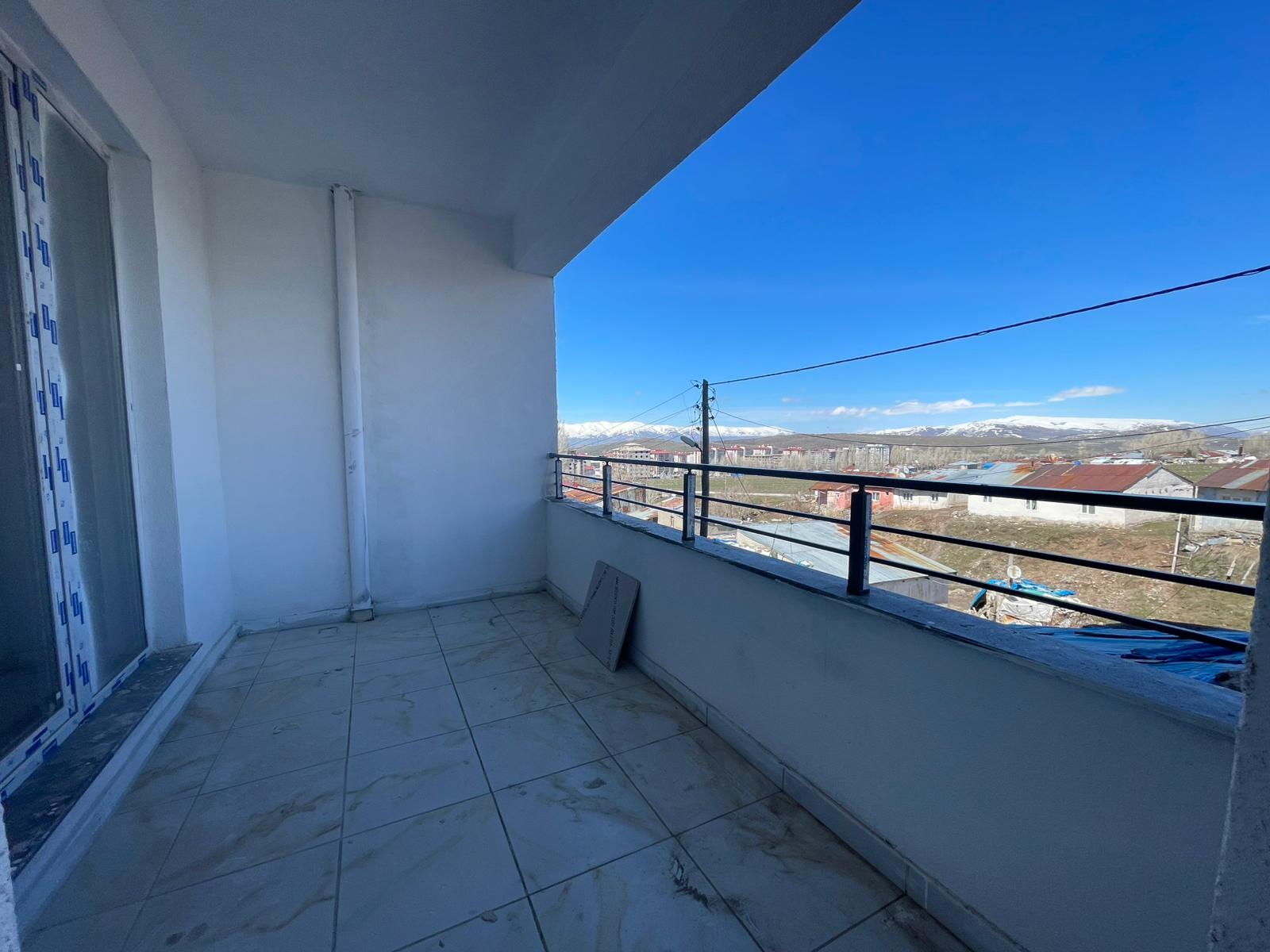 ABDURRAHMAN GAZİ'DE SATILIK 3+1 DAİRE